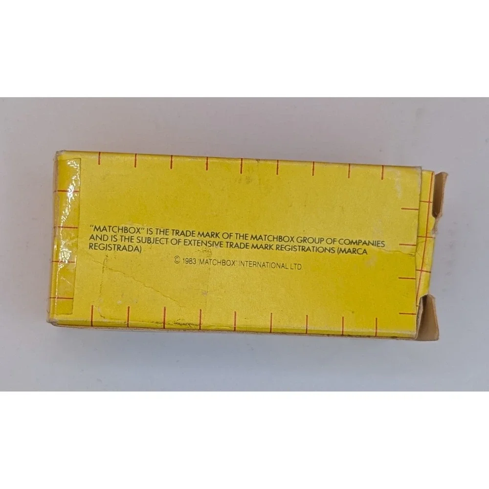 Matchbox 1984 Dodge Caravan Burgundy Diecast Car Made in England Original Box
